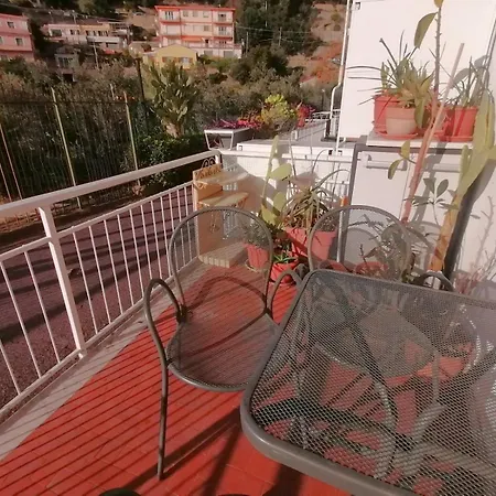Con Terrazza Vista Panoramica ألاسيو