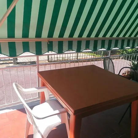 Séjour chez l'habitant Con Terrazza Vista Panoramica *